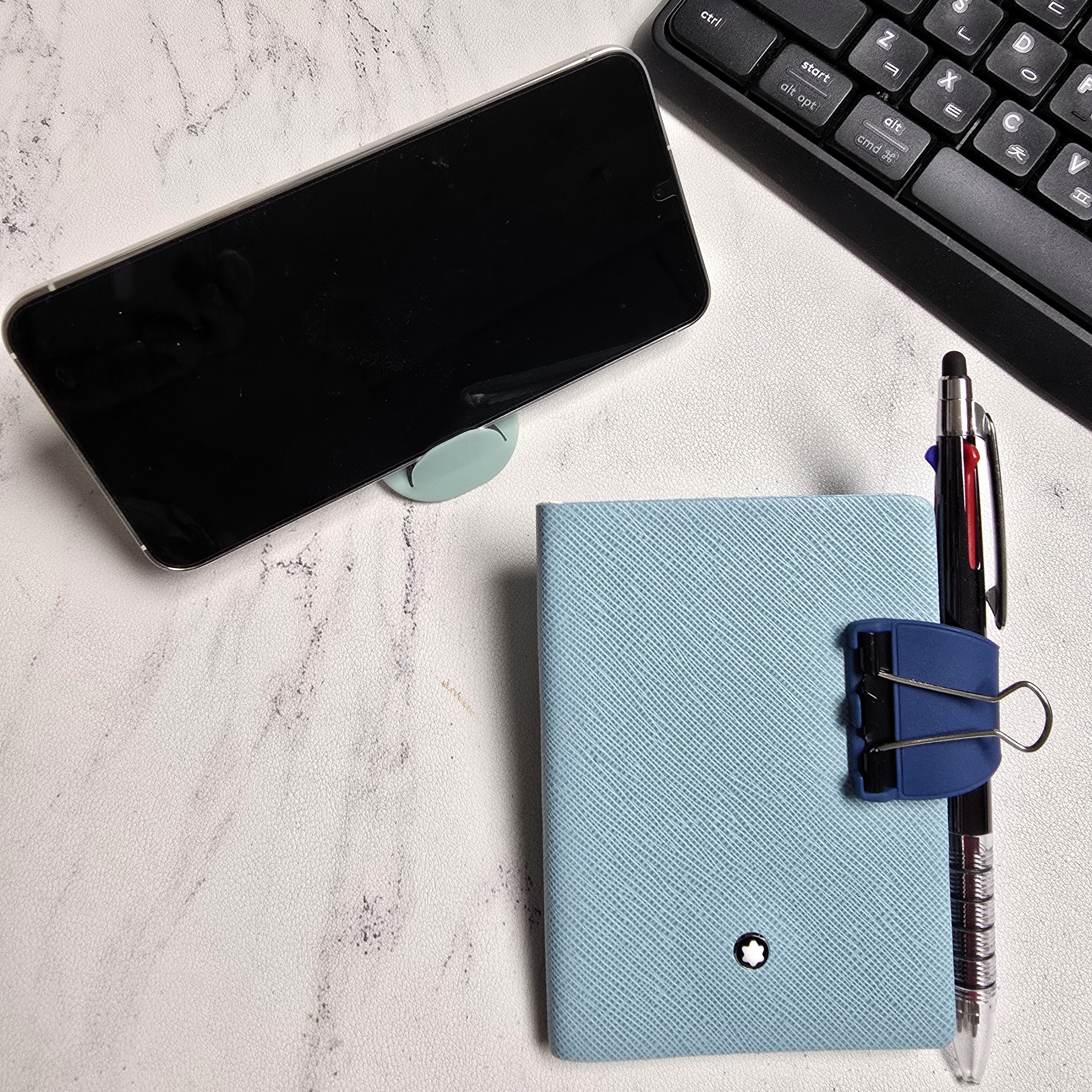 Binder pen loop outer